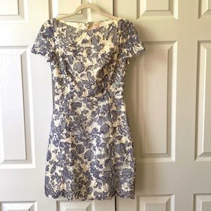 Beautiful white/gray dress size 0